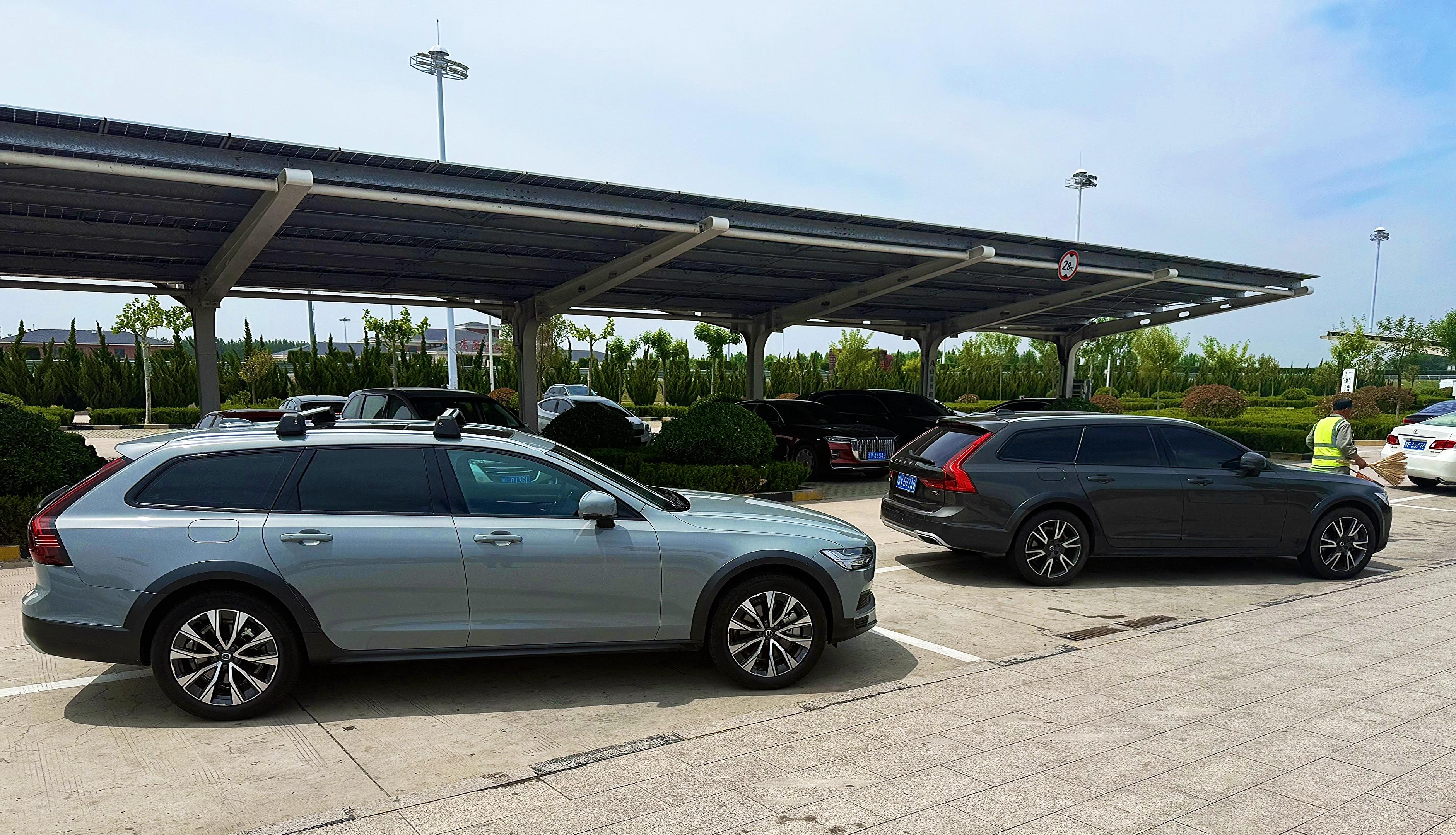 沃尔沃V90Cross Country B5 AWD 智远版展示图2