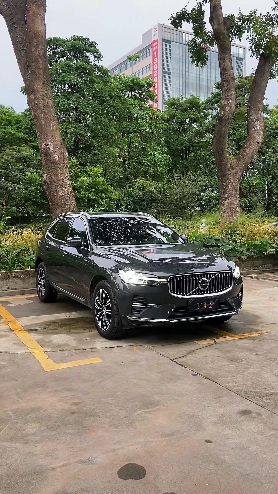 沃尔沃XC60 PHEVT8 四驱长续航智远极夜黑版展示图2