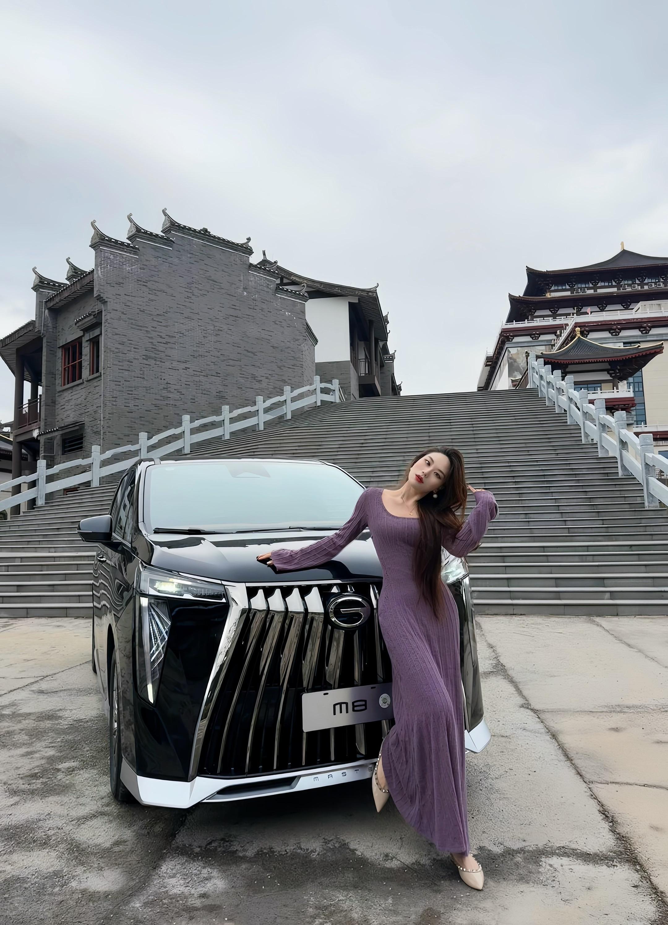 传祺M82.0T 尊享版展示图2